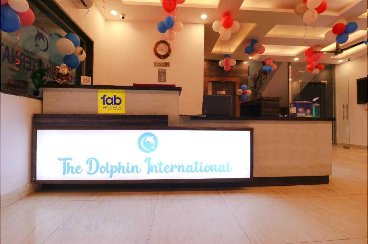 מלון ניו דלהי Fabexpress Dolphin International Near Delhi Airport מראה חיצוני תמונה